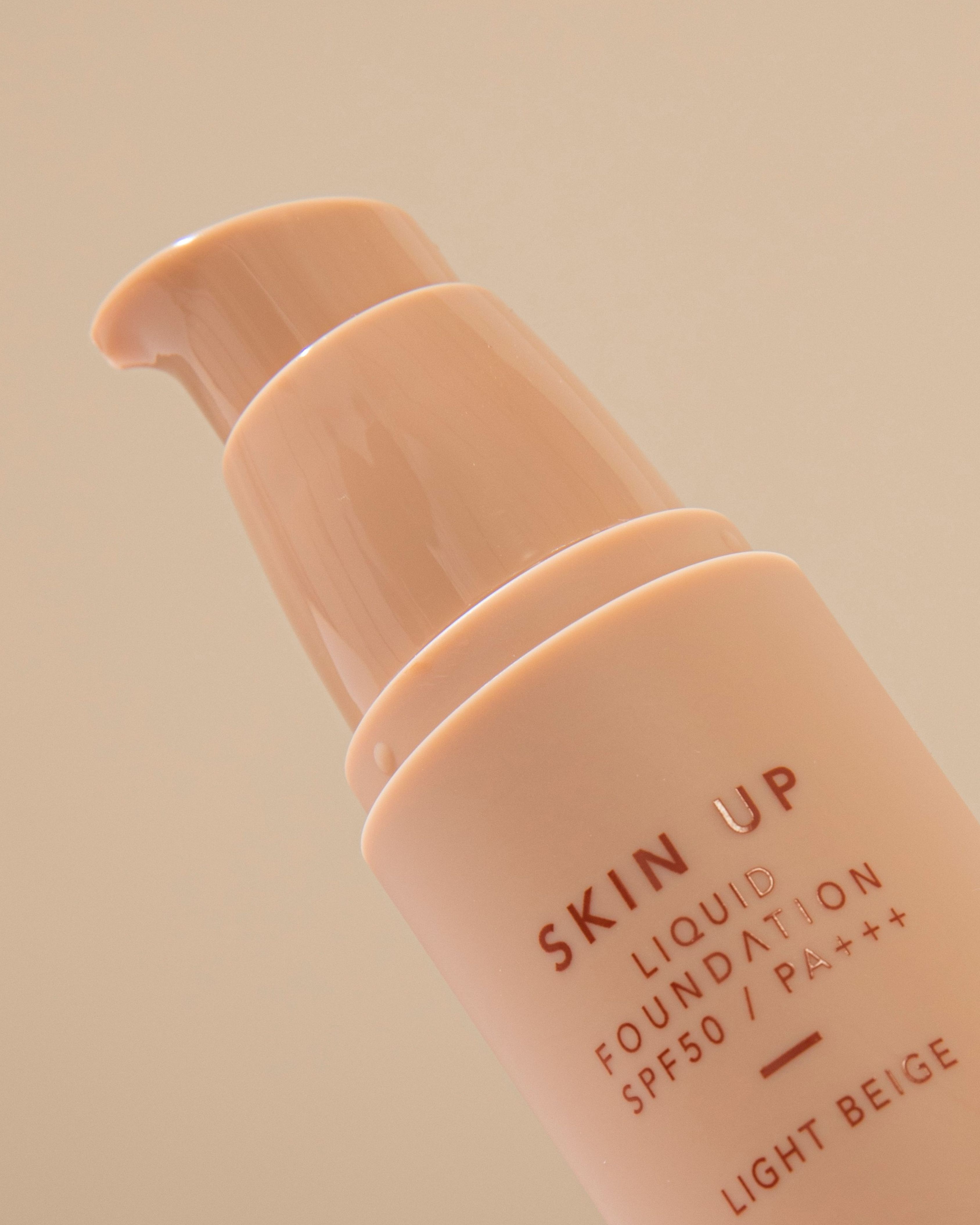 Merrezca Skin Up Liquid foundation SPF50/PA+++