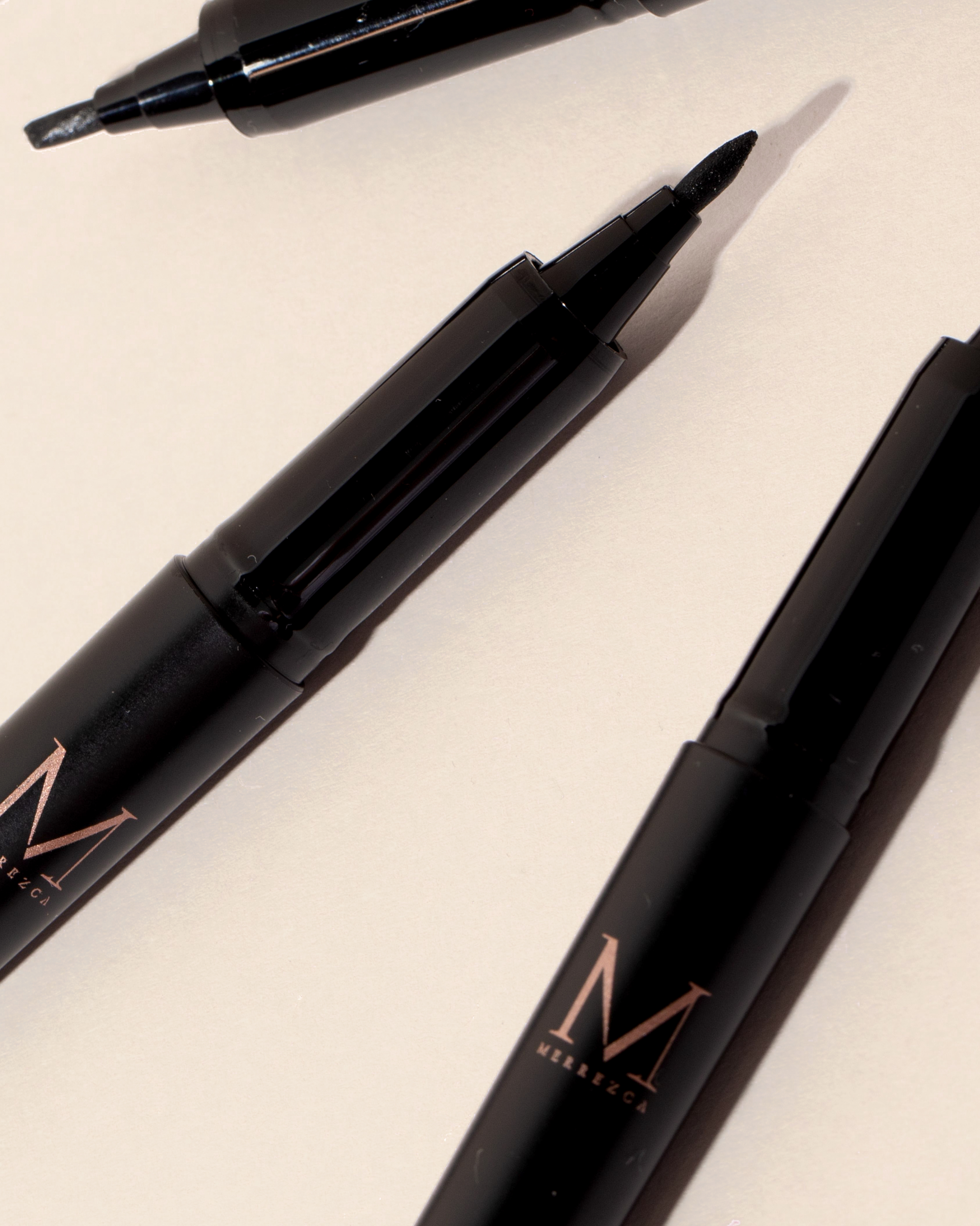 Merrezca ProFessional Liquid Tight Line Eyeliner